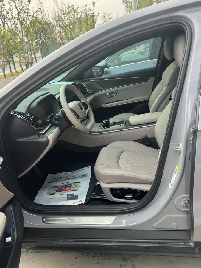 2025 BYD Han 1.5T 156HP L4 E-CVT PHEV,autocango,china used car exporter,china ev exporter,chinese used car exporter,chinese used ev exporter