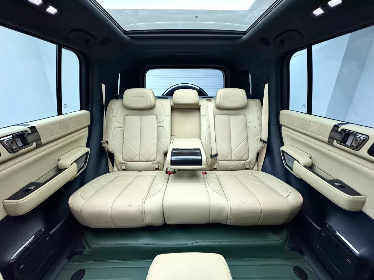 2025 FangChengBao Bao 5 1.5T 194HP L4 E-CVT PHEV 31.8KWH,autocango,china used car exporter,china ev exporter,chinese used car exporter,chinese used ev exporter