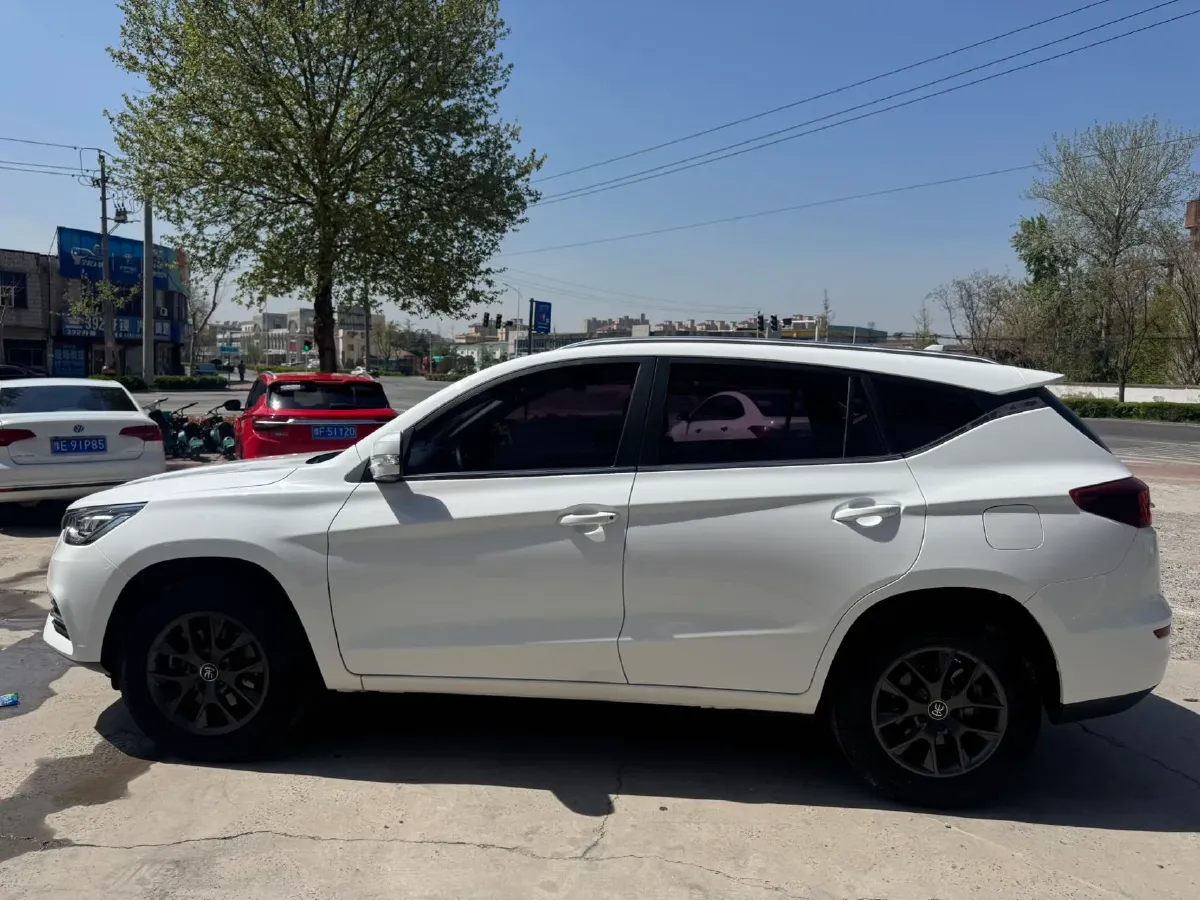 2020 BYD Song 1.5T 160HP L4 6MT,autocango,china used car exporter,china ev exporter,chinese used car exporter,chinese used ev exporter