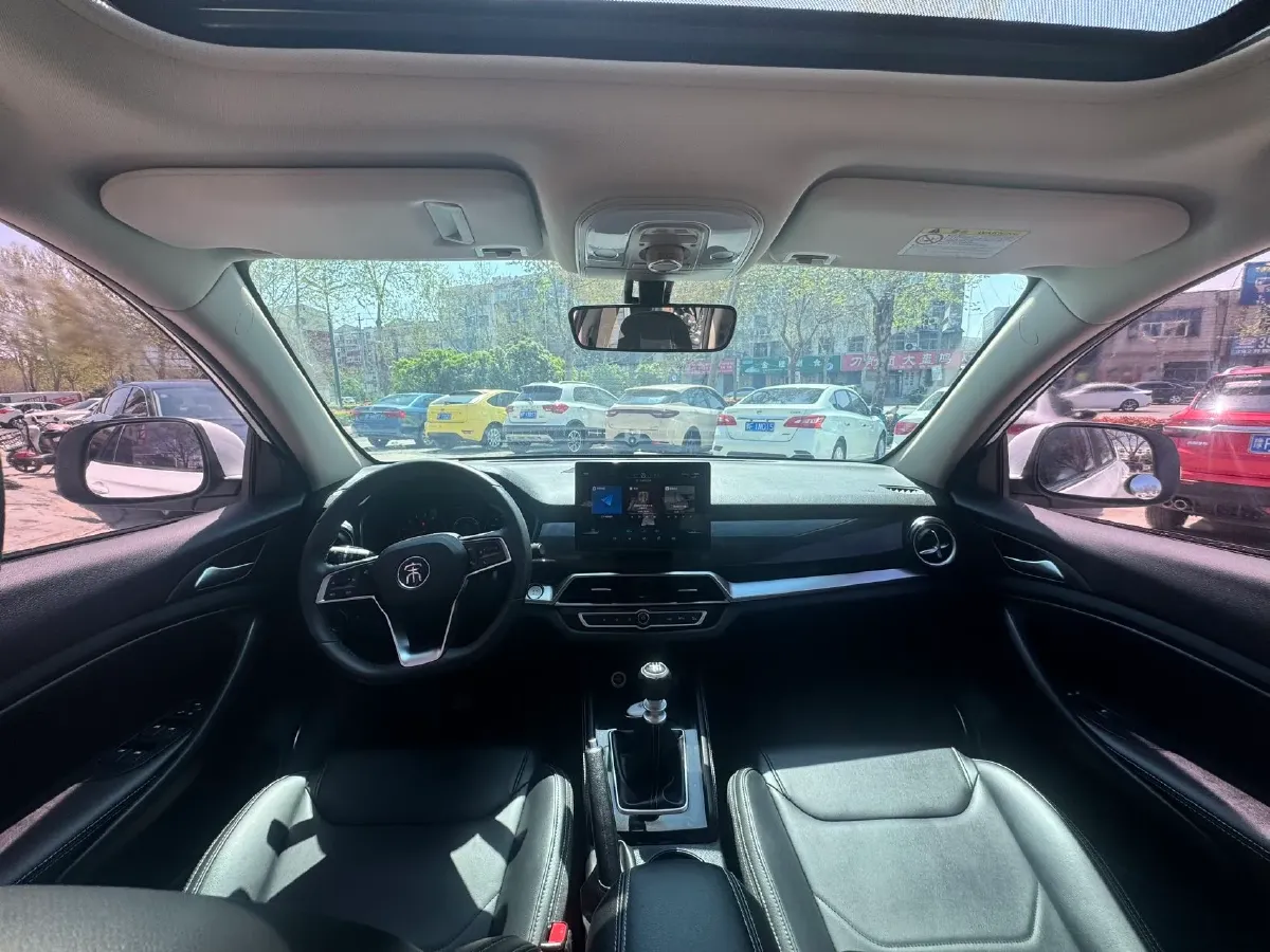 2020 BYD Song 1.5T 160HP L4 6MT,autocango,china used car exporter,china ev exporter,chinese used car exporter,chinese used ev exporter