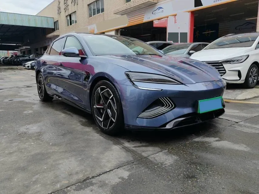 2022 AITO AITO M5 Range Extended 125HP REEV 40KWH,autocango,china used car exporter,china ev exporter,chinese used car exporter,chinese used ev exporter