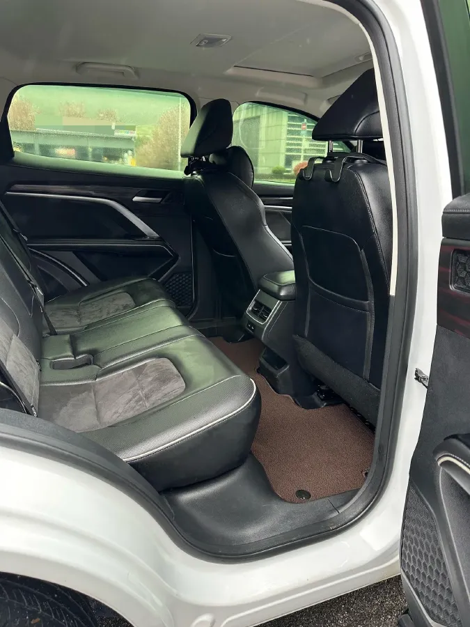 2021 Haval H6 1.5T 150HP L4 7DCT,autocango,china used car exporter,china ev exporter,chinese used car exporter,chinese used ev exporter