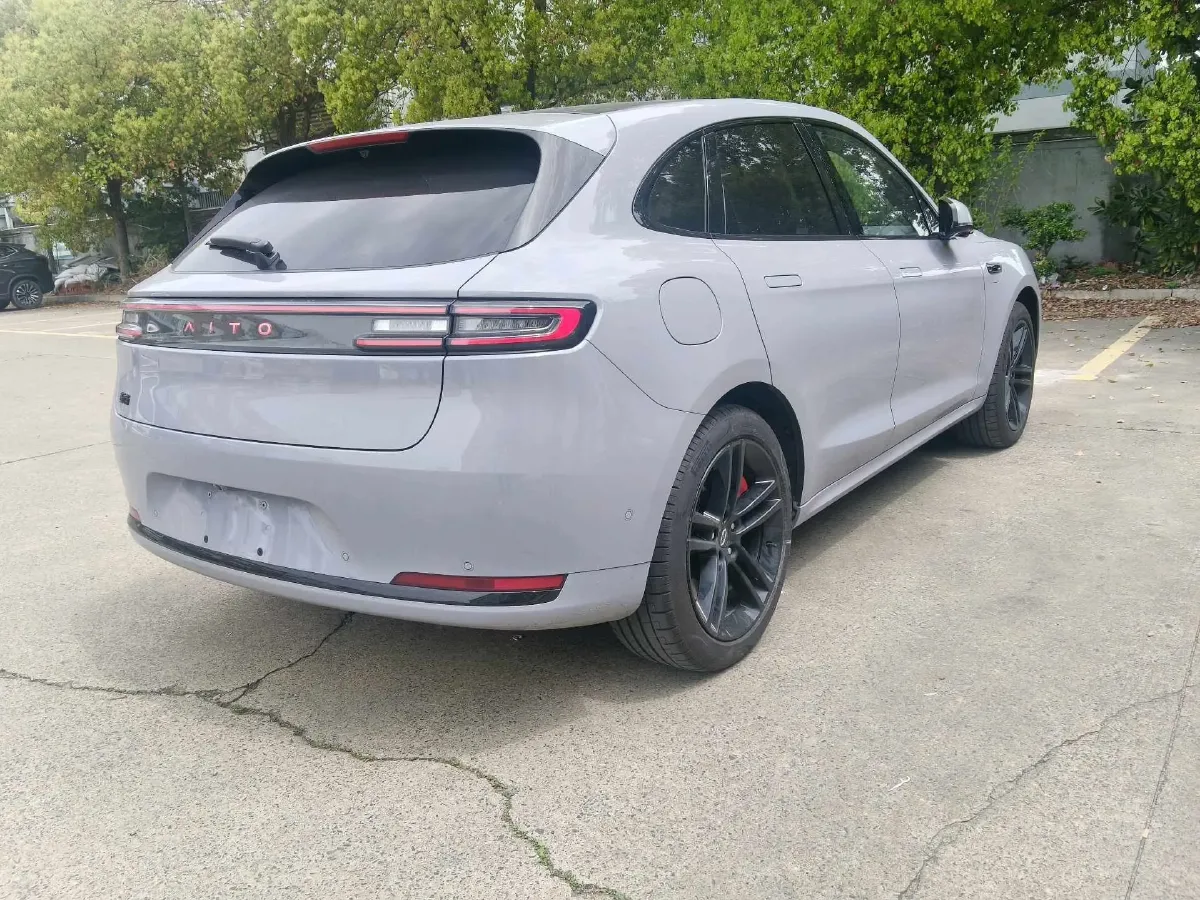 2025 AITO AITO M5 1.5T 152HP L4 REEV 42KWH,autocango,china used car exporter,china ev exporter,chinese used car exporter,chinese used ev exporter