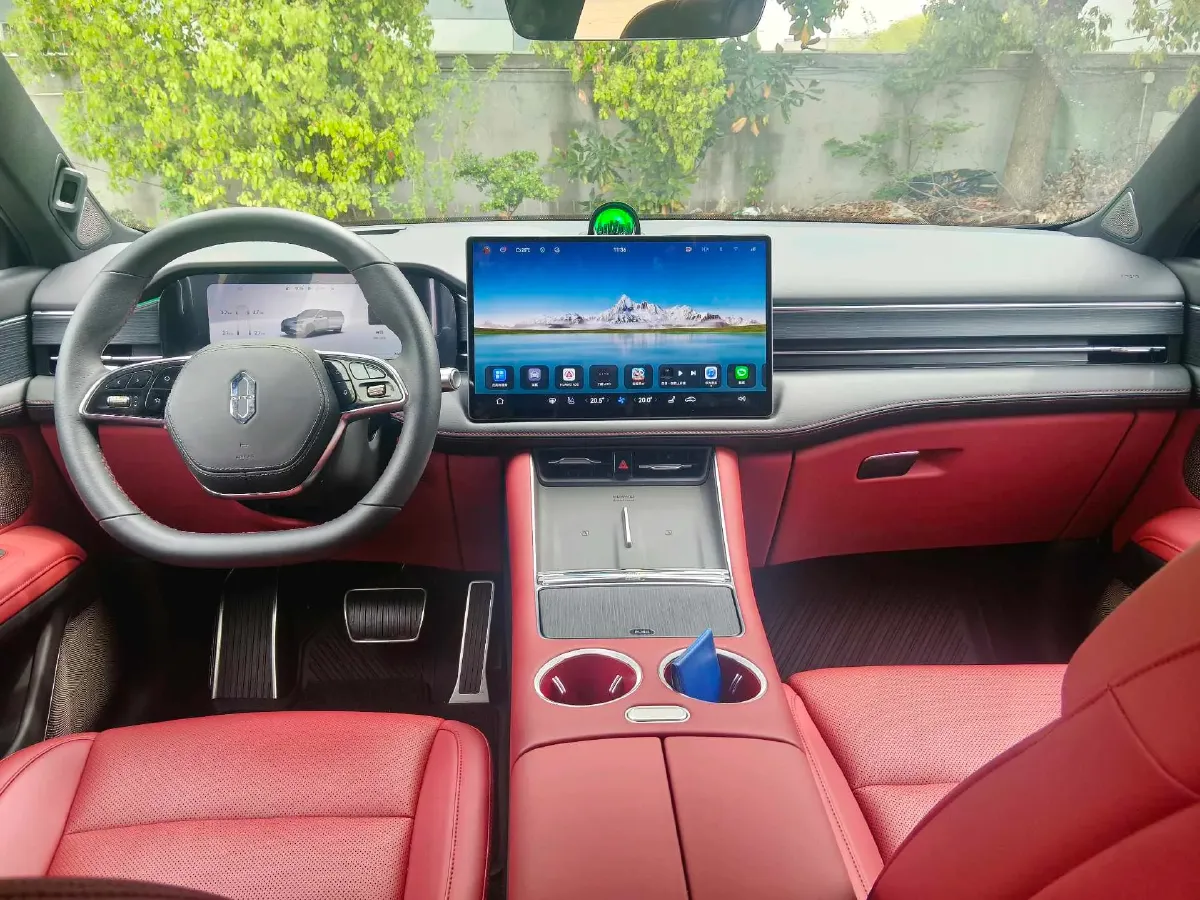 2025 AITO AITO M5 1.5T 152HP L4 REEV 42KWH,autocango,china used car exporter,china ev exporter,chinese used car exporter,chinese used ev exporter