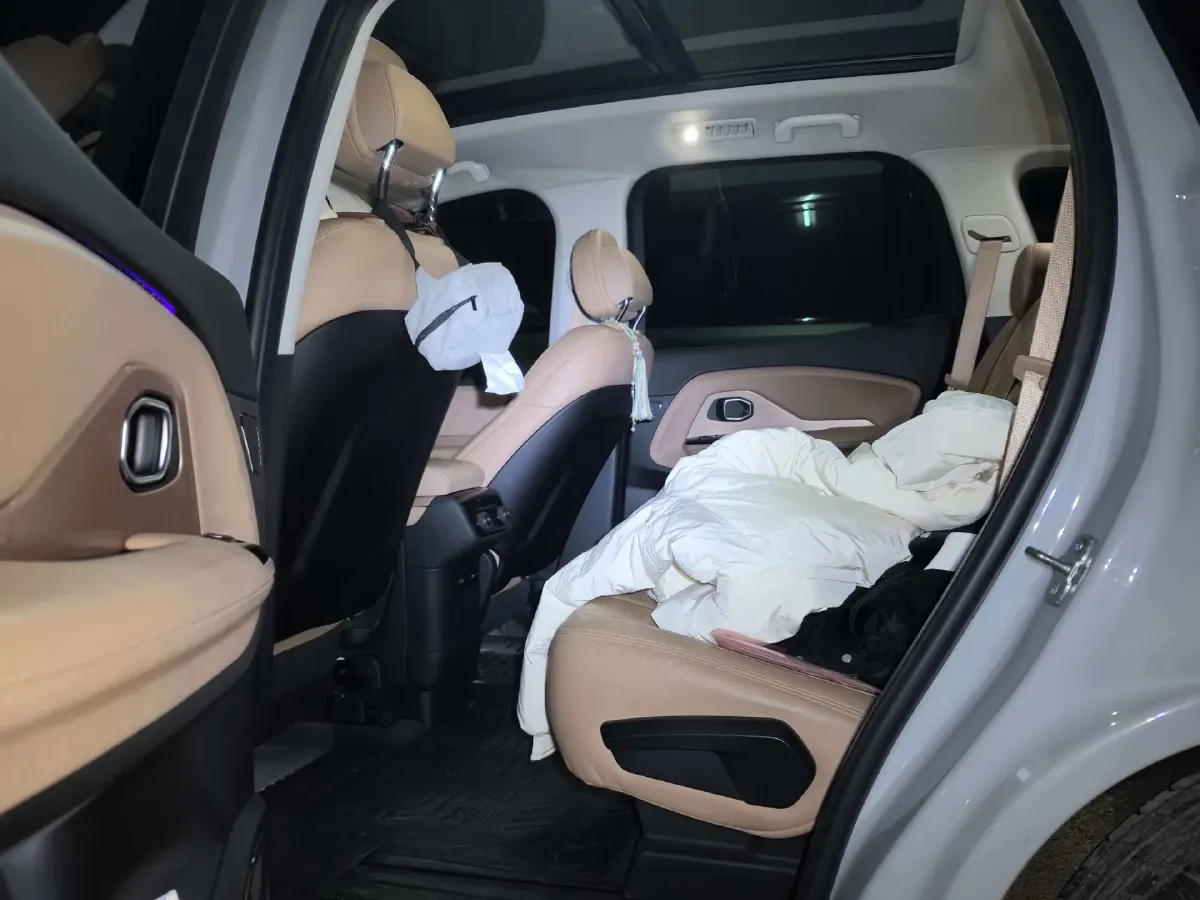 2018 NIO ES8 BEV 70KWH,autocango,china used car exporter,china ev exporter,chinese used car exporter,chinese used ev exporter