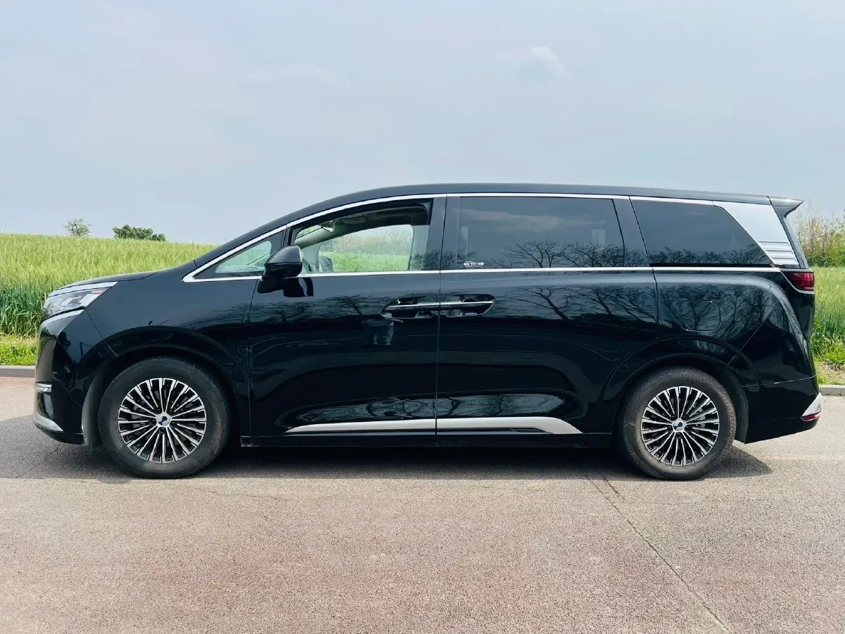 2022 Mercedes-Benz GLC Class 2.0T 197HP L4 9AT,autocango,china used car exporter,china ev exporter,chinese used car exporter,chinese used ev exporter