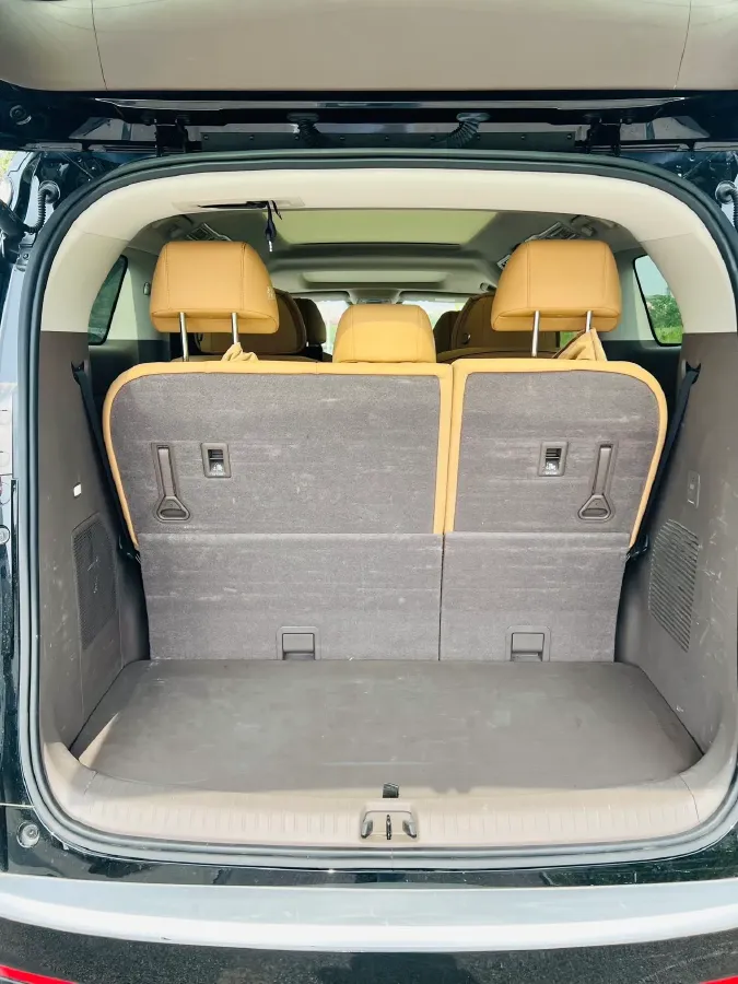 2022 Mercedes-Benz GLC Class 2.0T 197HP L4 9AT,autocango,china used car exporter,china ev exporter,chinese used car exporter,chinese used ev exporter