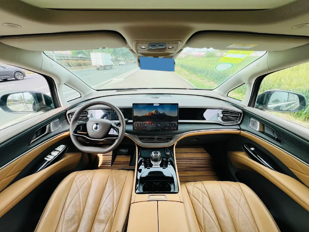 2022 Mercedes-Benz GLC Class 2.0T 197HP L4 9AT,autocango,china used car exporter,china ev exporter,chinese used car exporter,chinese used ev exporter