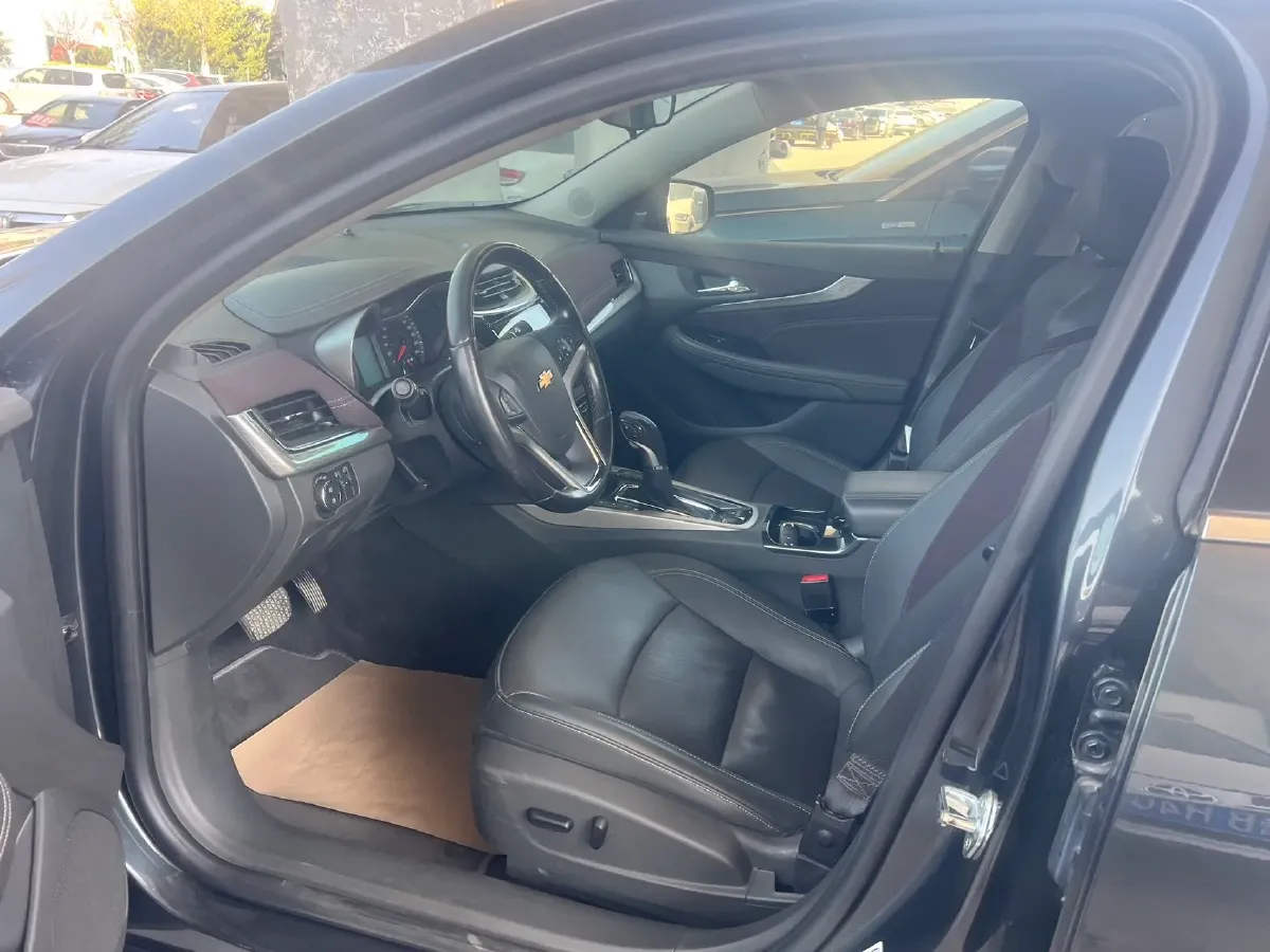 2018 Chevrolet Malibu 1.5T 170HP L4 6AT,autocango,china used car exporter,china ev exporter,chinese used car exporter,chinese used ev exporter