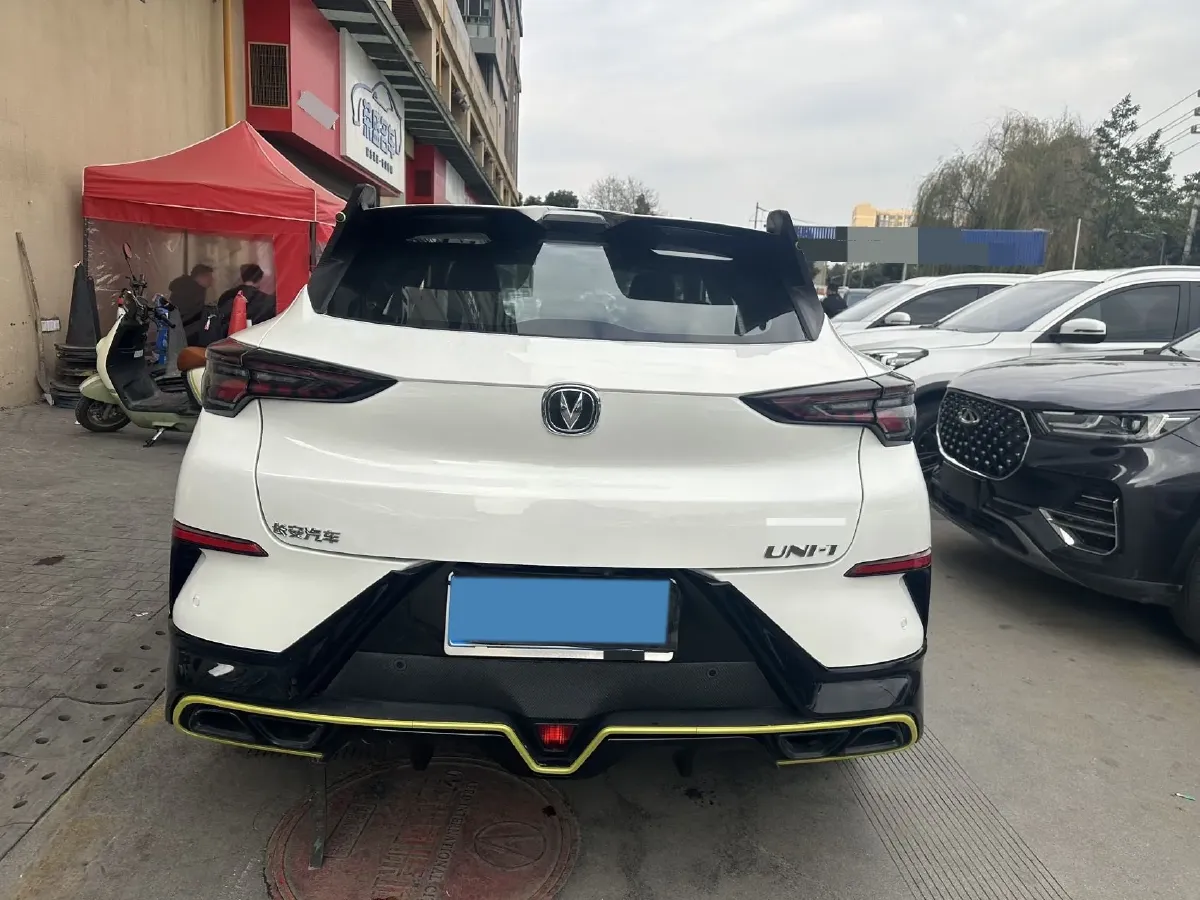 2022 ChangAn UNI-T 1.5T 188HP L4 7DCT,autocango,china used car exporter,china ev exporter,chinese used car exporter,chinese used ev exporter
