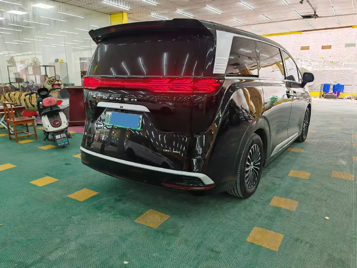 2024 Denza D9 1.5T 139HP L4 E-CVT PHEV 40KWH,autocango,china used car exporter,china ev exporter,chinese used car exporter,chinese used ev exporter