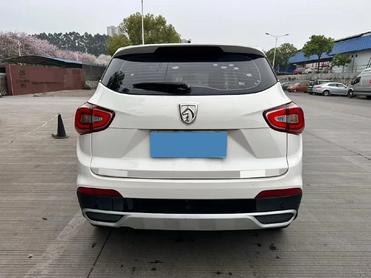 2017 BaoJun 510 1.5L 112HP L4 6MT,autocango,china used car exporter,china ev exporter,chinese used car exporter,chinese used ev exporter