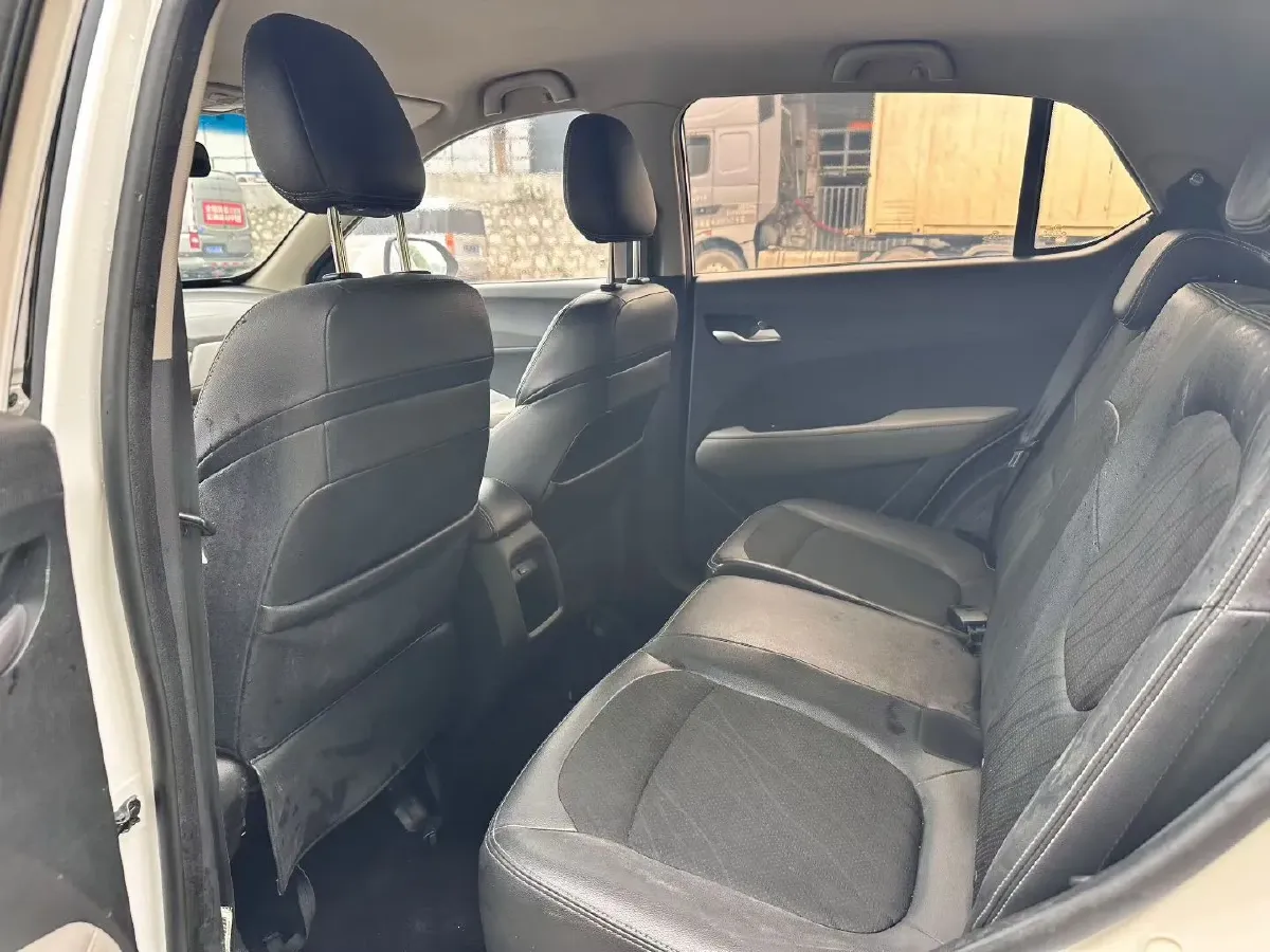 2017 BaoJun 510 1.5L 112HP L4 6MT,autocango,china used car exporter,china ev exporter,chinese used car exporter,chinese used ev exporter