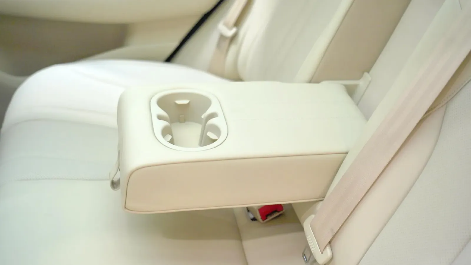 2025 HIMA Shangjie H5 REEV 98HP REEV,autocango,china used car exporter,china ev exporter,chinese used car exporter,chinese used ev exporter