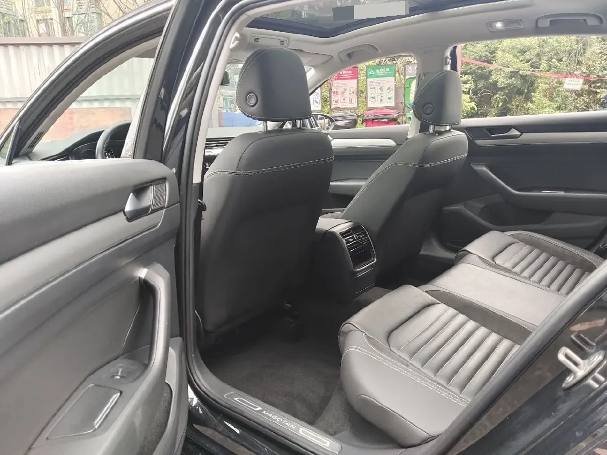 2020 Volkswagen Magotan 1.4T 150HP L4 7DCT,autocango,china used car exporter,china ev exporter,chinese used car exporter,chinese used ev exporter