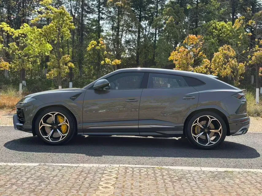 2021 Lamborghini Urus 4.0T 641HP V8 8AT,autocango,china used car exporter,china ev exporter,chinese used car exporter,chinese used ev exporter
