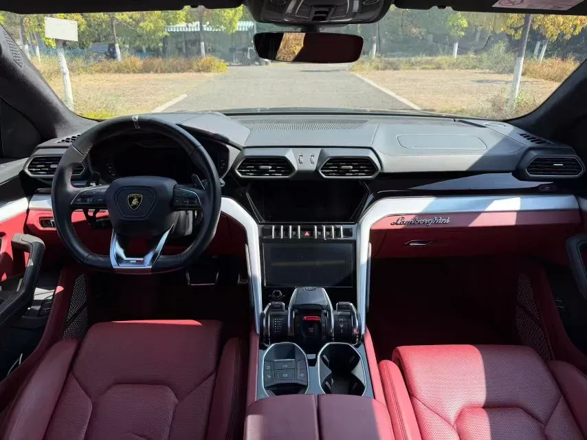 2021 Lamborghini Urus 4.0T 641HP V8 8AT,autocango,china used car exporter,china ev exporter,chinese used car exporter,chinese used ev exporter