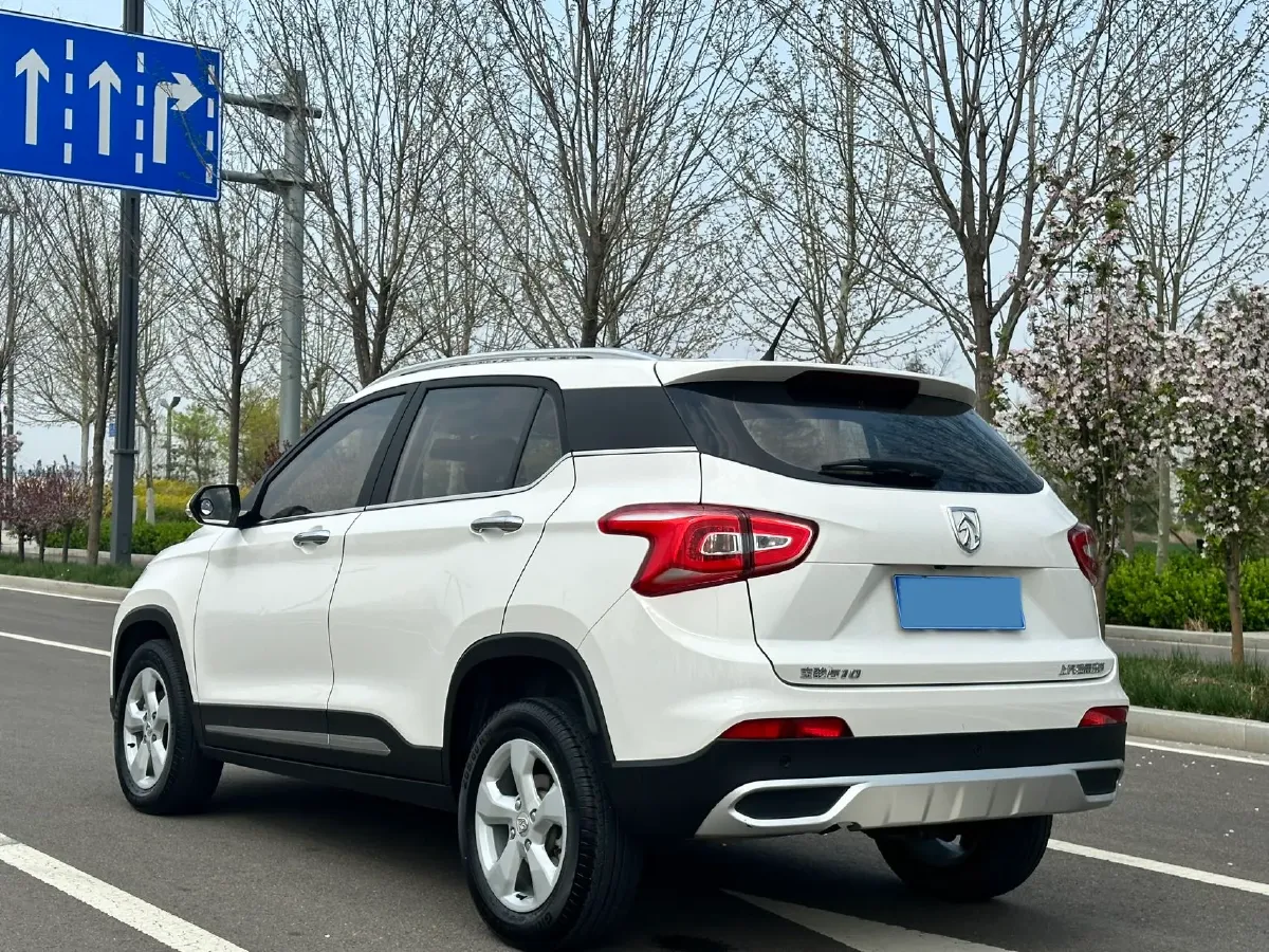 2017 BaoJun 510 1.5L 112HP L4 6MT,autocango,china used car exporter,china ev exporter,chinese used car exporter,chinese used ev exporter