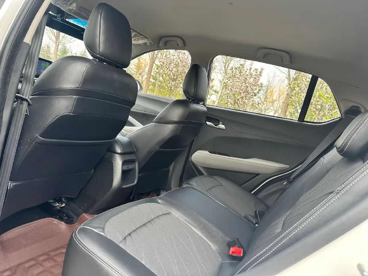 2017 BaoJun 510 1.5L 112HP L4 6MT,autocango,china used car exporter,china ev exporter,chinese used car exporter,chinese used ev exporter