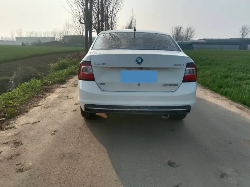 2018 Skoda Rapid 1.6L 110HP L4 6AT,autocango,china used car exporter,china ev exporter,chinese used car exporter,chinese used ev exporter
