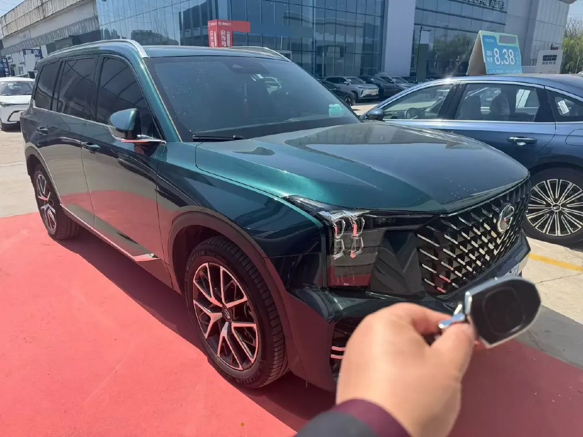 2022 GAC Trumpchi GS8 2.0T 252HP L4 8AT,autocango,china used car exporter,china ev exporter,chinese used car exporter,chinese used ev exporter