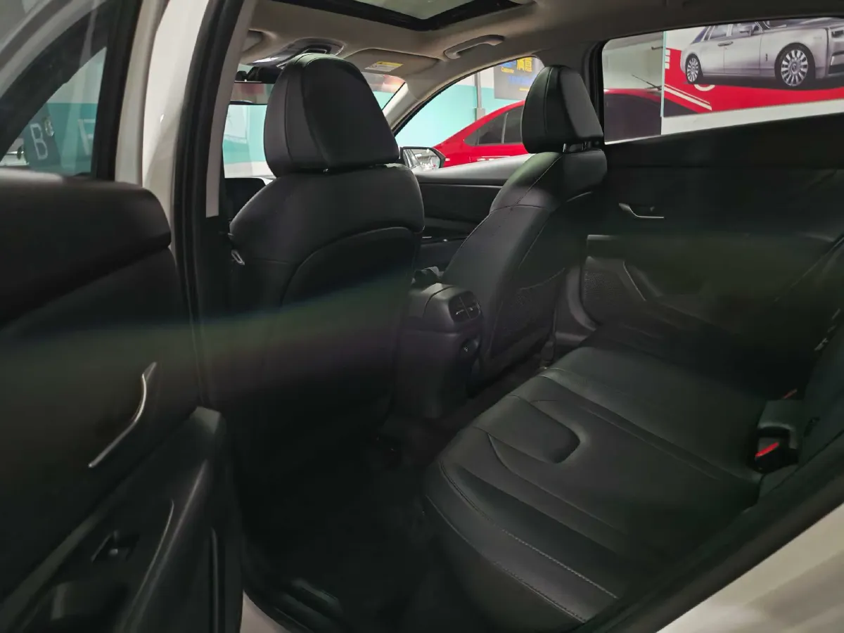 2022 Hyundai Elantra 1.5L 115HP L4 CVT,autocango,china used car exporter,china ev exporter,chinese used car exporter,chinese used ev exporter