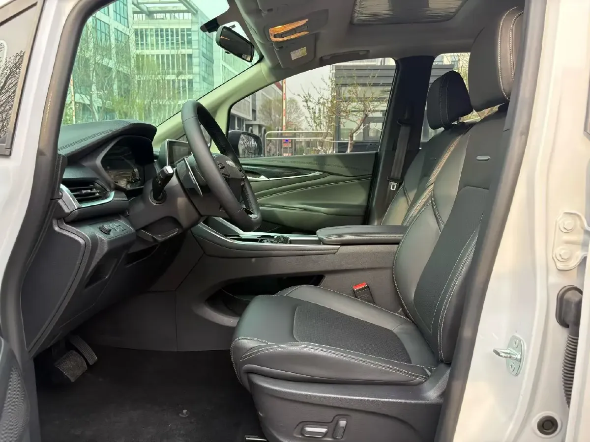 2023 MAXUS G50 1.5T 181HP L4 7DCT,autocango,china used car exporter,china ev exporter,chinese used car exporter,chinese used ev exporter