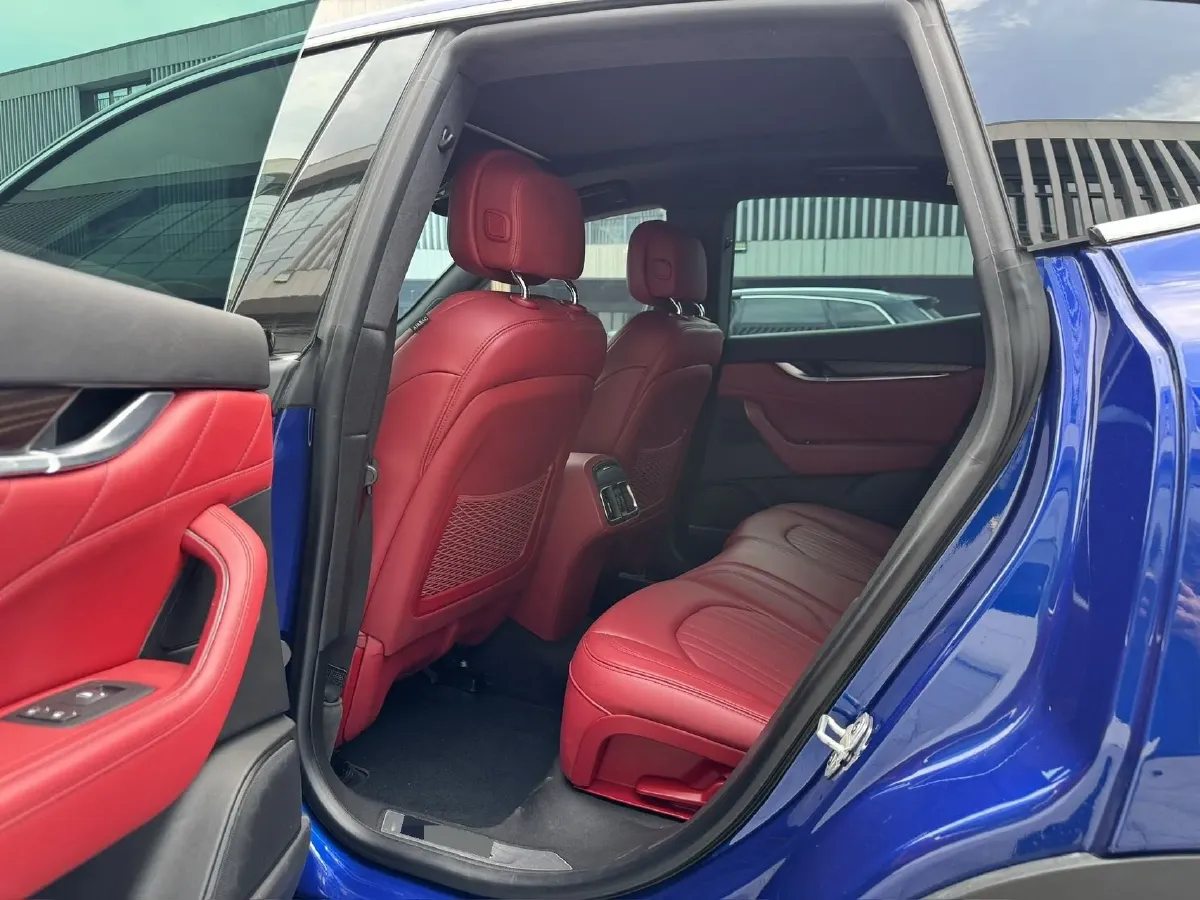 2021 Maserati Levante 3.0T 350HP V6 8AT,autocango,china used car exporter,china ev exporter,chinese used car exporter,chinese used ev exporter