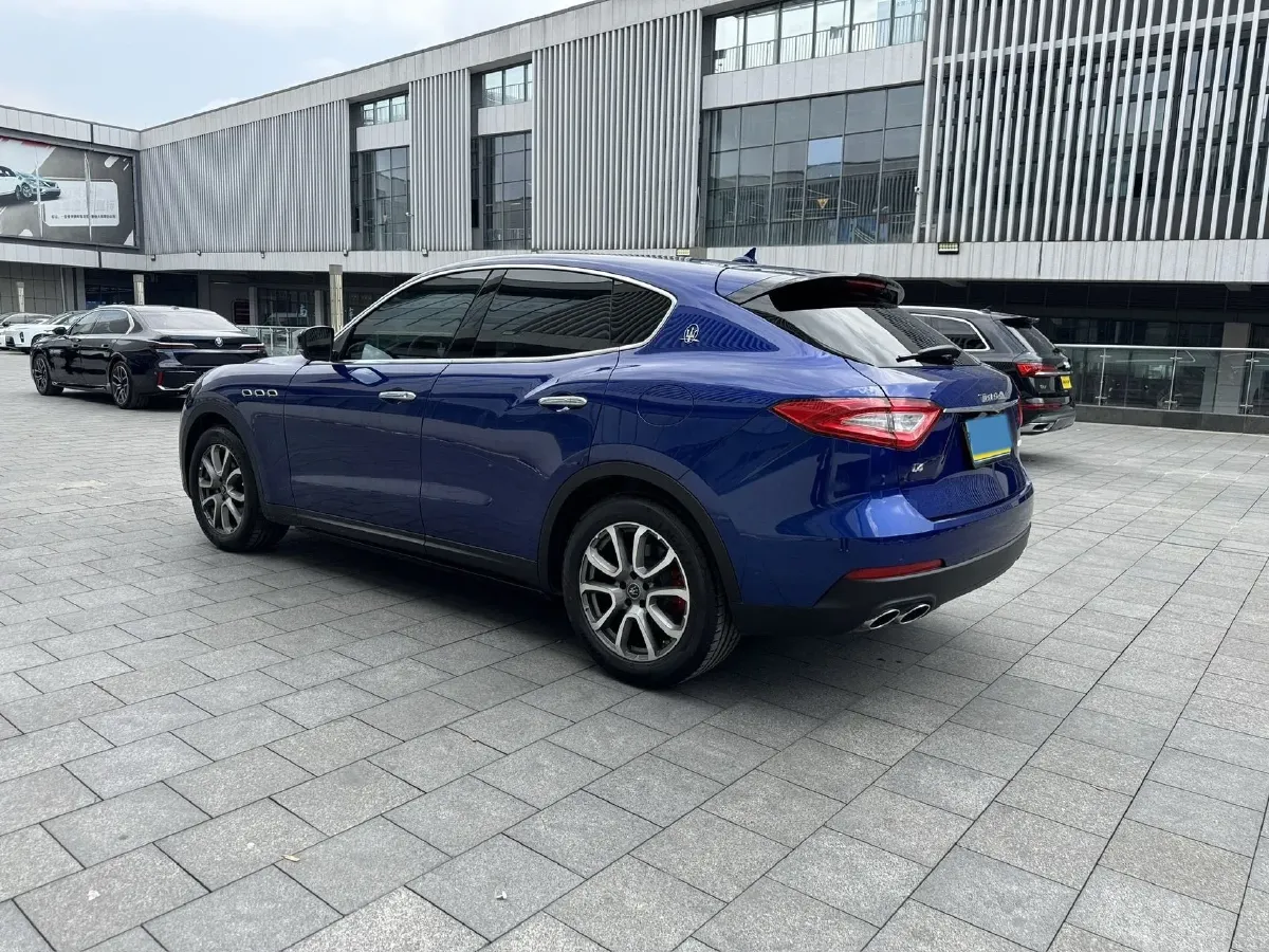 2021 Maserati Levante 3.0T 350HP V6 8AT,autocango,china used car exporter,china ev exporter,chinese used car exporter,chinese used ev exporter
