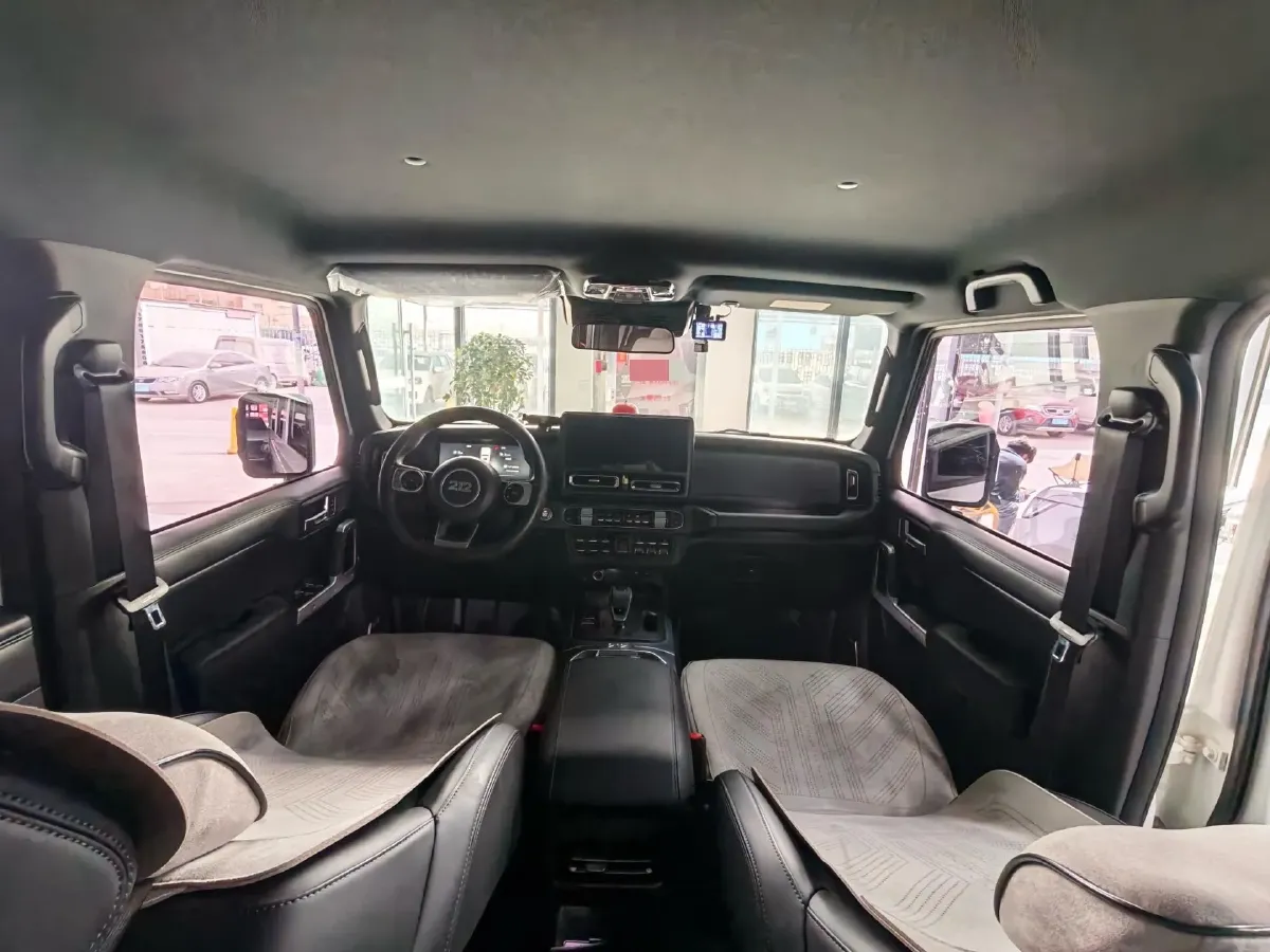 2024 212 212 T01 2.0T 252HP L4 8AT,autocango,china used car exporter,china ev exporter,chinese used car exporter,chinese used ev exporter