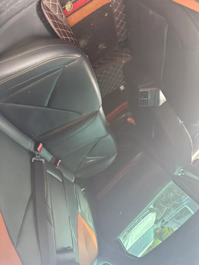 2022 ChangAn UNI-V 1.5T 188HP L4 7DCT,autocango,china used car exporter,china ev exporter,chinese used car exporter,chinese used ev exporter