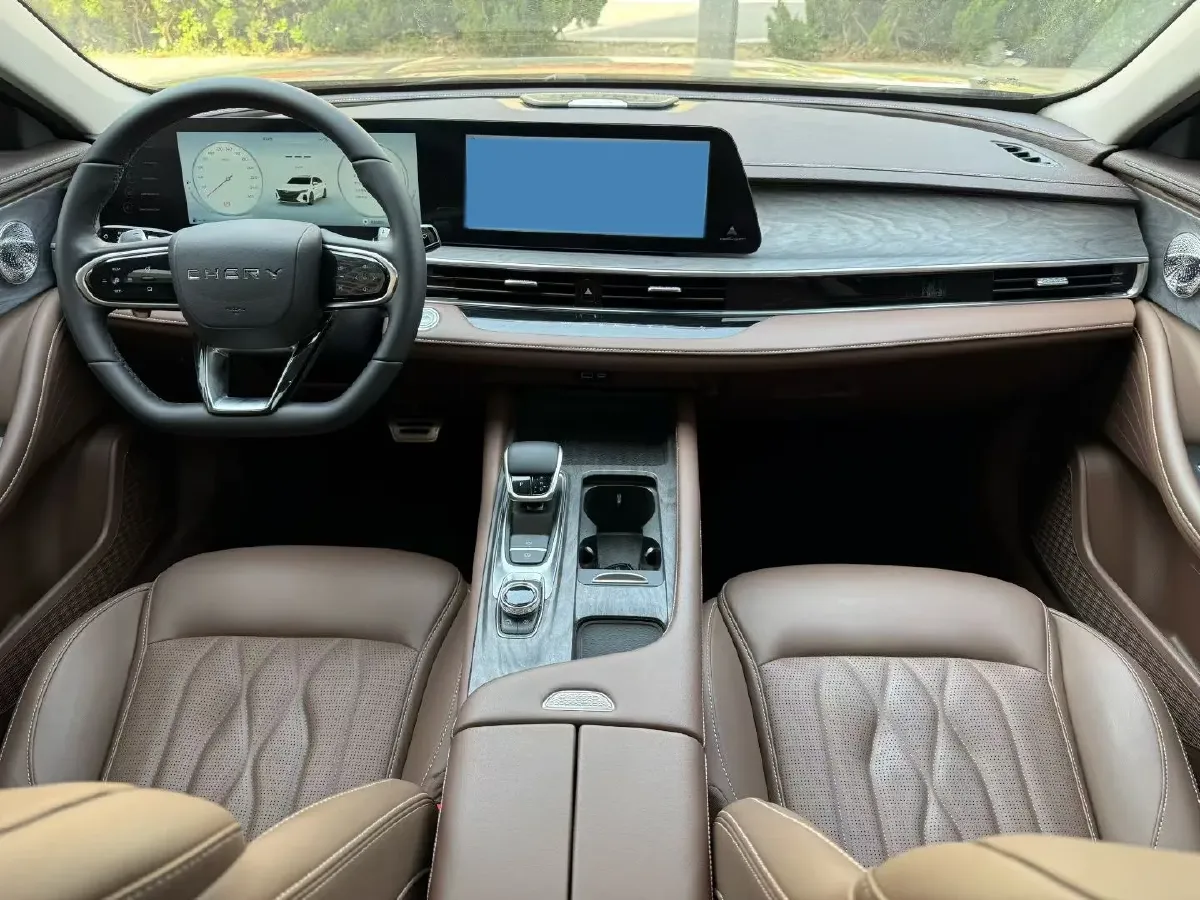 2024 Chery Arrizo 8 2.0T 254HP L4 7DCT,autocango,china used car exporter,china ev exporter,chinese used car exporter,chinese used ev exporter