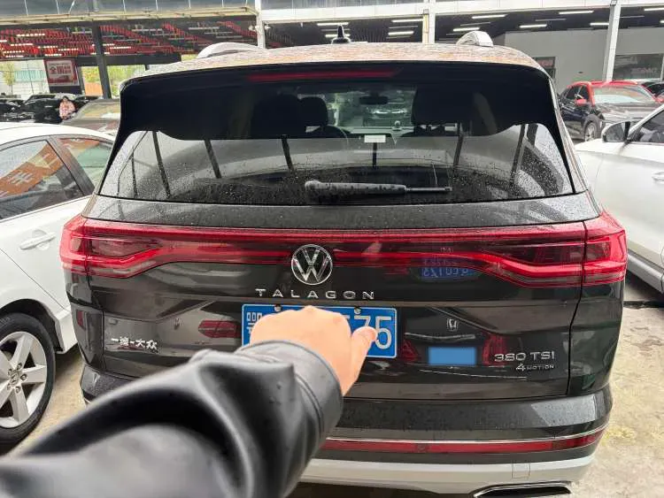 2021 Volkswagen Talagon 2.0T 220HP L4 7DCT,autocango,china used car exporter,china ev exporter,chinese used car exporter,chinese used ev exporter