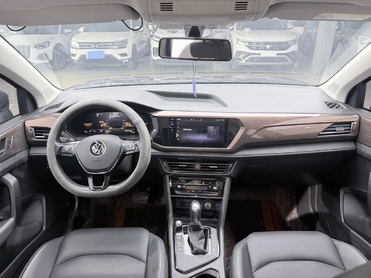 2022 Volkswagen Tharu 1.4T 150HP L4 7DCT,autocango,china used car exporter,china ev exporter,chinese used car exporter,chinese used ev exporter