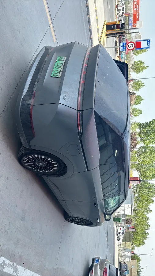 2025 Xpeng X9 BEV,autocango,china used car exporter,china ev exporter,chinese used car exporter,chinese used ev exporter