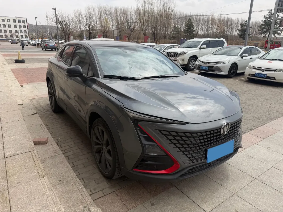 2021 ChangAn UNI-T 1.5T 180HP L4 7DCT,autocango,china used car exporter,china ev exporter,chinese used car exporter,chinese used ev exporter