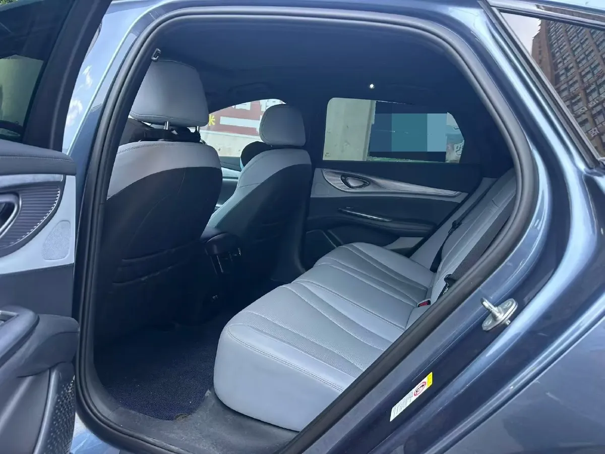 2024 BYD Seal 1.5L 110HP L4 E-CVT PHEV 17.6KWH,autocango,china used car exporter,china ev exporter,chinese used car exporter,chinese used ev exporter