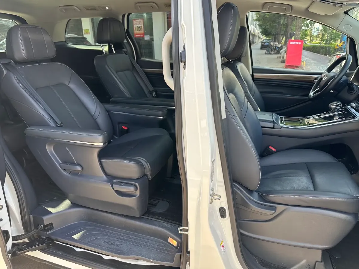 2023 GAC Trumpchi M8 2.0T 252HP L4 8AT,autocango,china used car exporter,china ev exporter,chinese used car exporter,chinese used ev exporter