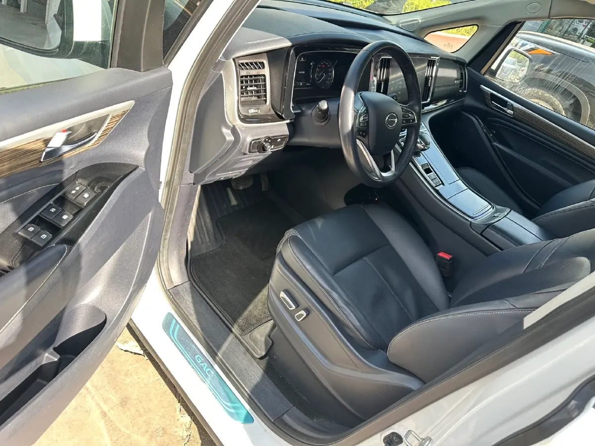 2023 GAC Trumpchi M8 2.0T 252HP L4 8AT,autocango,china used car exporter,china ev exporter,chinese used car exporter,chinese used ev exporter