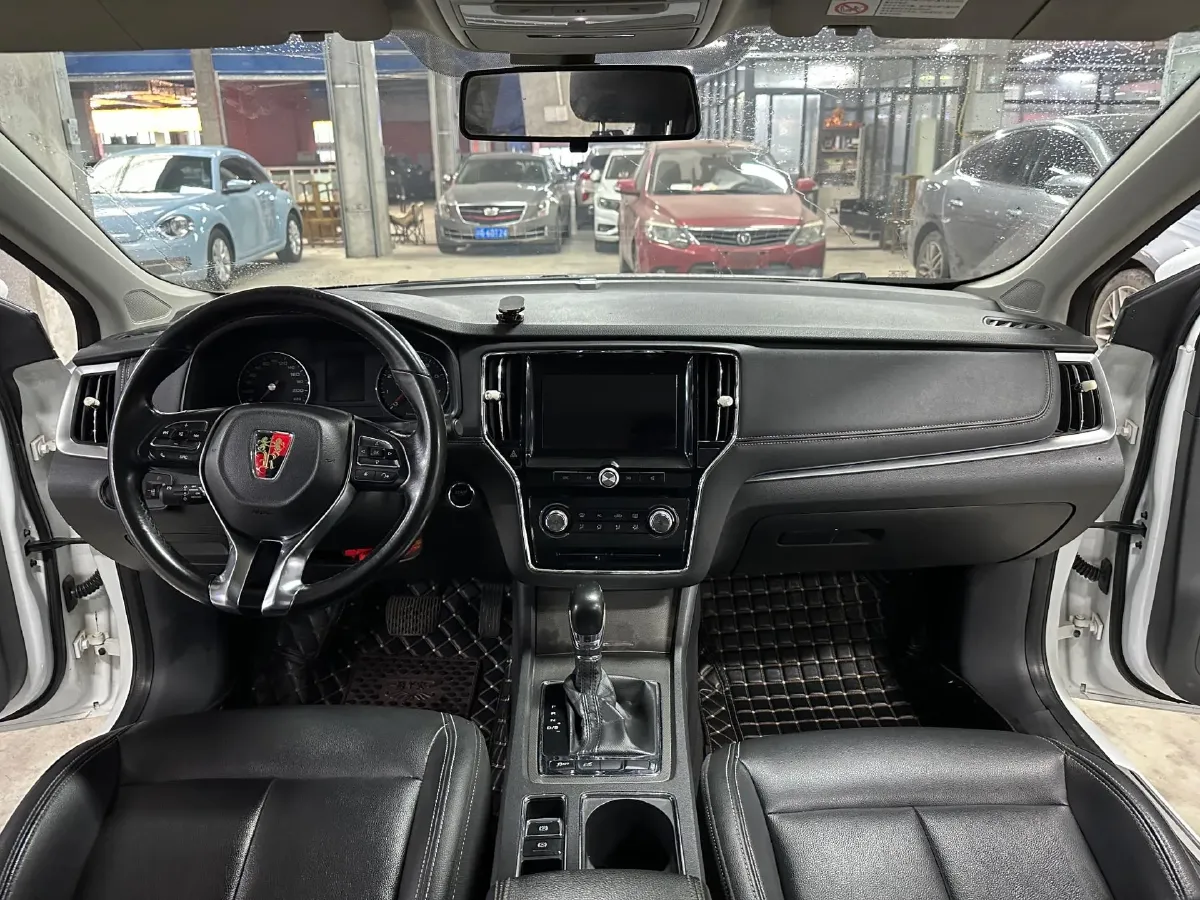 2017 Roewe i6 1.5T 169HP L4 7DCT,autocango,china used car exporter,china ev exporter,chinese used car exporter,chinese used ev exporter