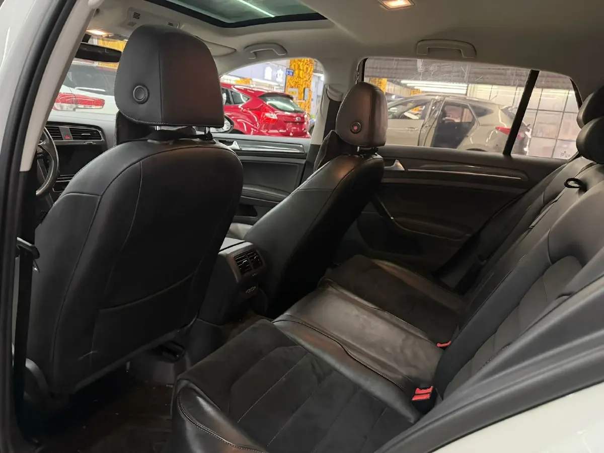 2019 Volkswagen Golf 1.4T 150HP L4 7DCT,autocango,china used car exporter,china ev exporter,chinese used car exporter,chinese used ev exporter