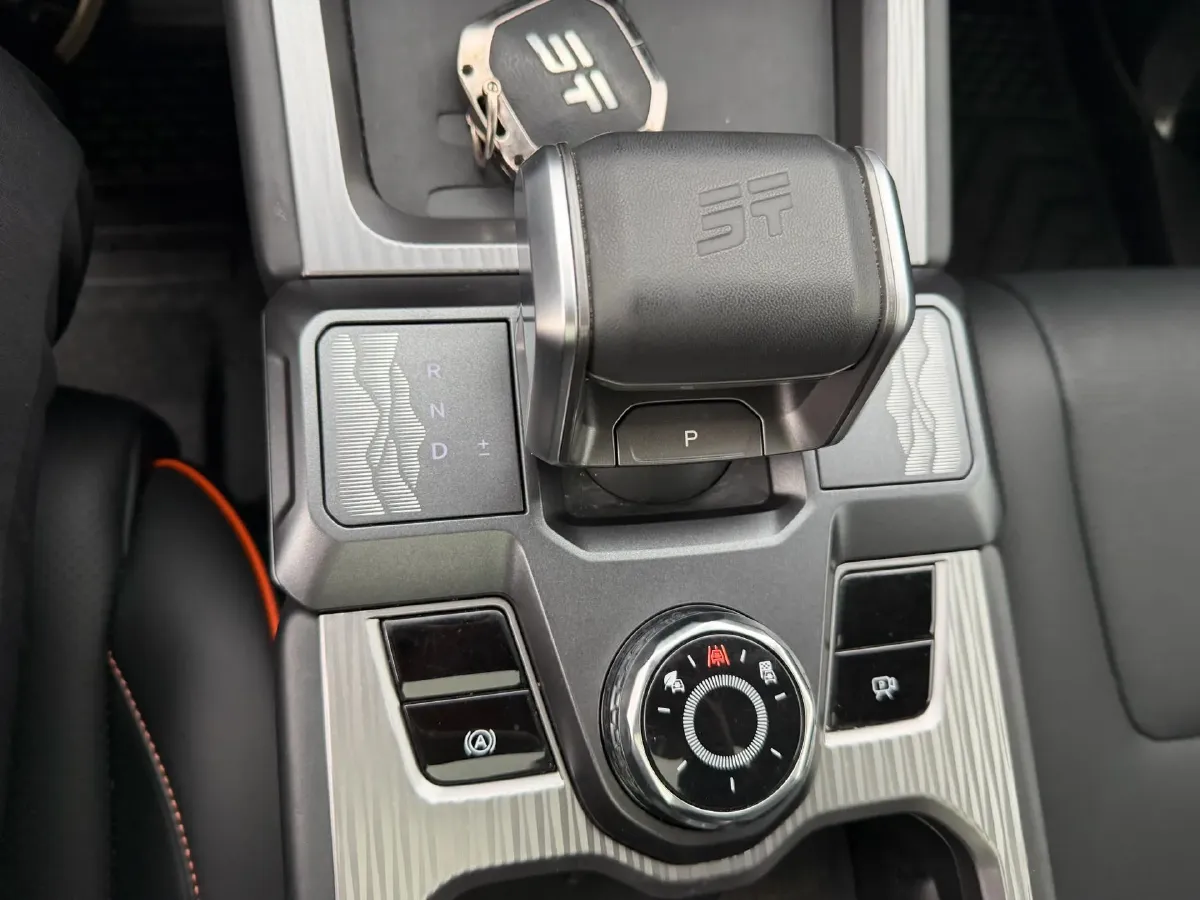 2025 Jetour DASHING 1.5T 184HP L4 7DCT,autocango,china used car exporter,china ev exporter,chinese used car exporter,chinese used ev exporter