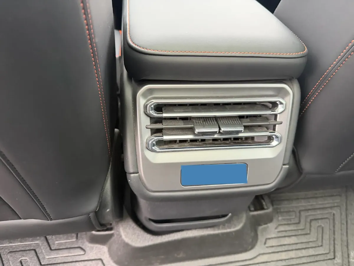 2025 Jetour DASHING 1.5T 184HP L4 7DCT,autocango,china used car exporter,china ev exporter,chinese used car exporter,chinese used ev exporter