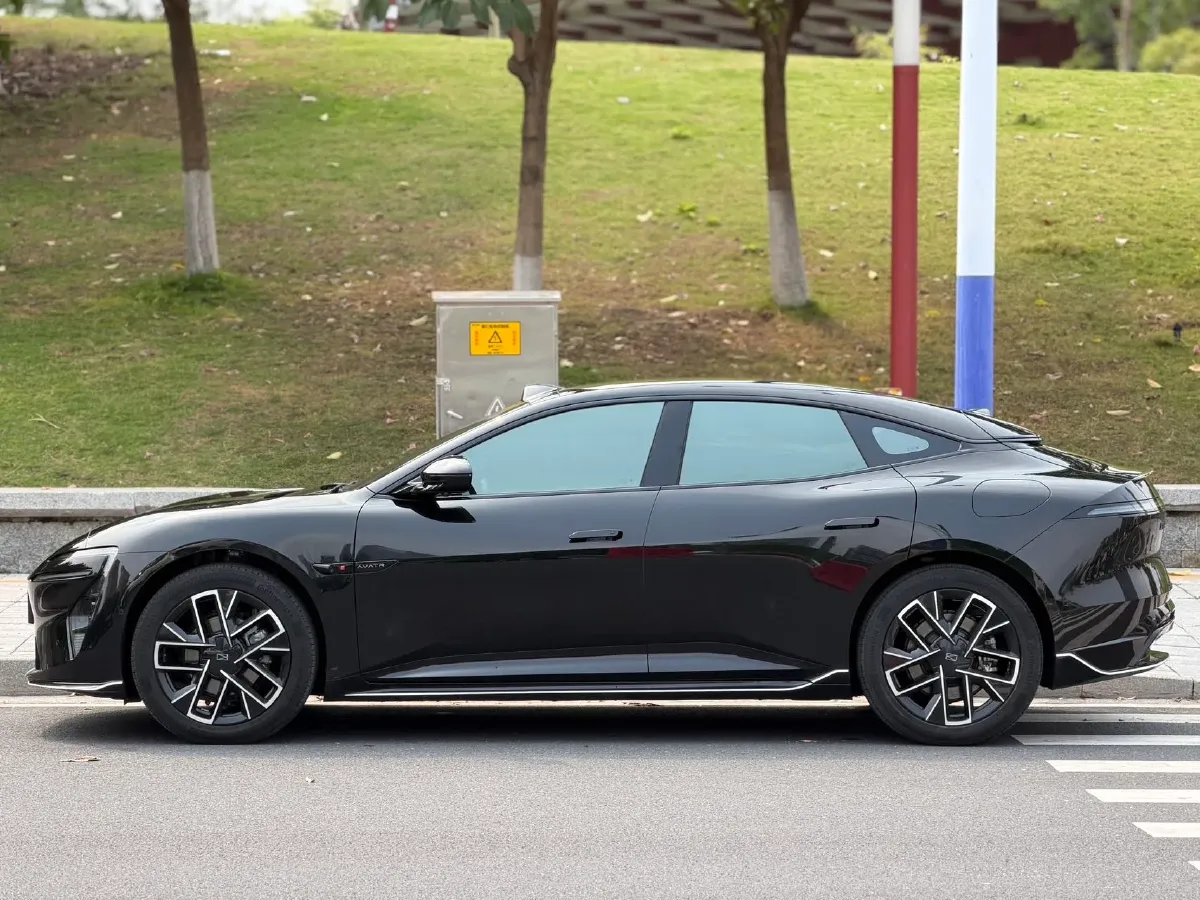 2025 Avatr 06 BEV,autocango,china used car exporter,china ev exporter,chinese used car exporter,chinese used ev exporter