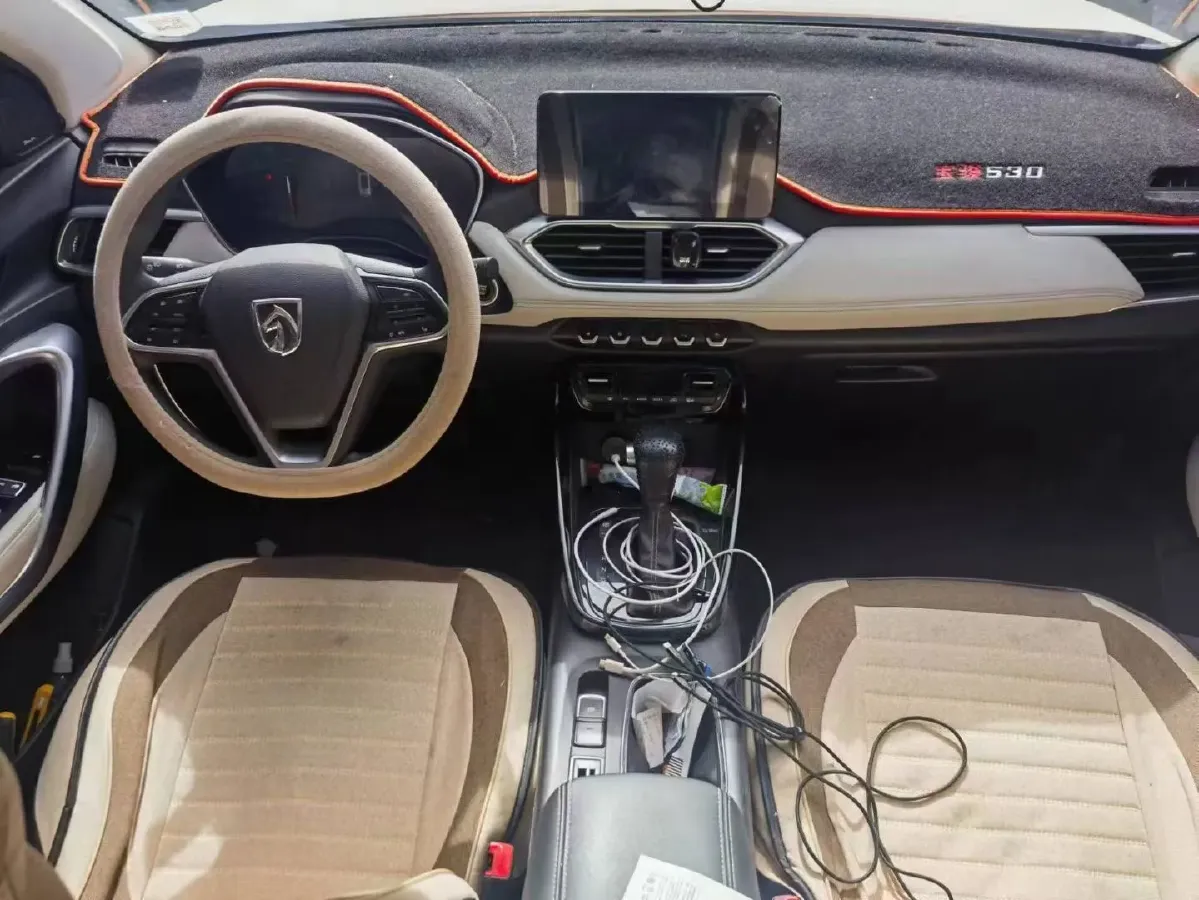 2020 HanTeng X7 1.5T 156HP L4 6AT,autocango,china used car exporter,china ev exporter,chinese used car exporter,chinese used ev exporter