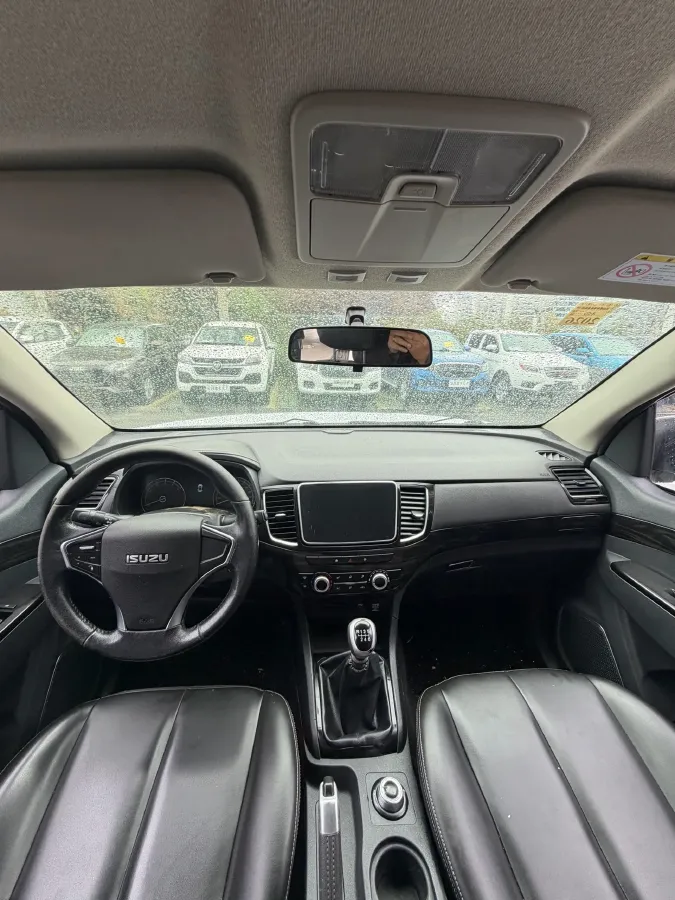 2020 Isuzu LingTuo 2.5T 150HP L4 6MT,autocango,china used car exporter,china ev exporter,chinese used car exporter,chinese used ev exporter