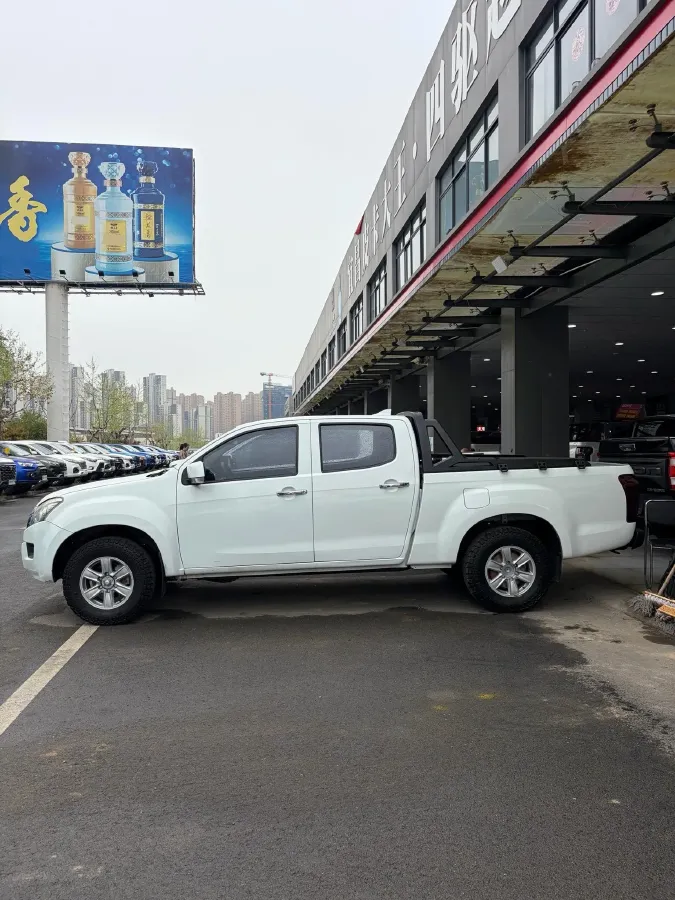 2020 Isuzu LingTuo 2.5T 150HP L4 6MT,autocango,china used car exporter,china ev exporter,chinese used car exporter,chinese used ev exporter