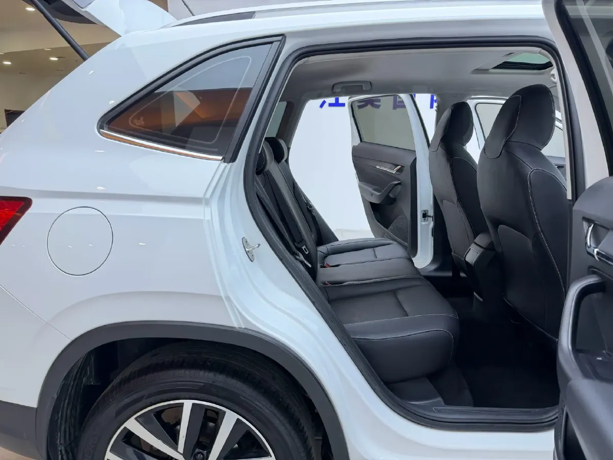 2023 Skoda Kamiq 1.5L 112HP L4 6AT,autocango,china used car exporter,china ev exporter,chinese used car exporter,chinese used ev exporter