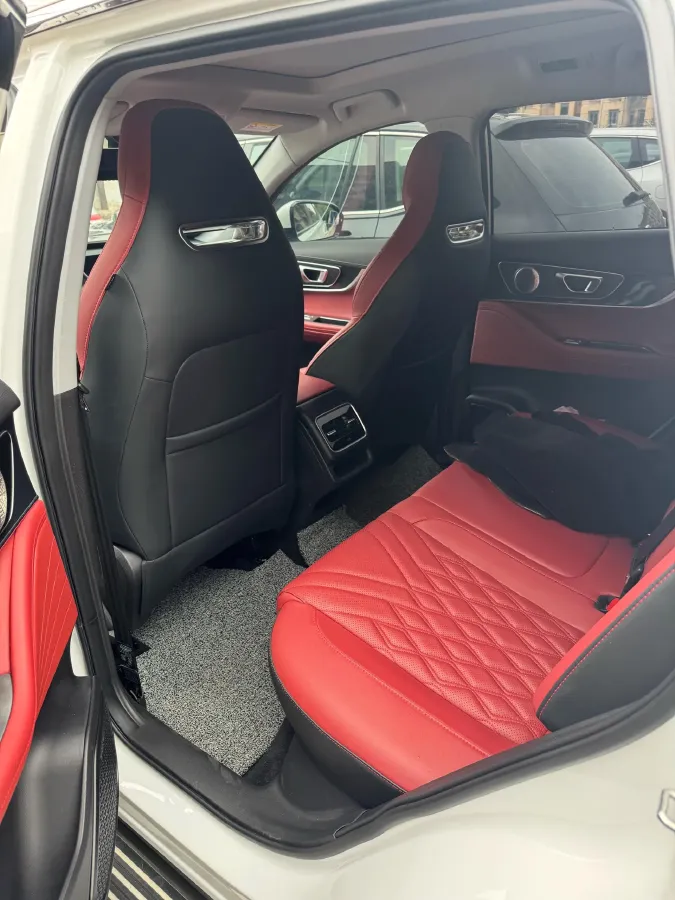 2023 Chery Tiggo 7 Plus 1.5T 156HP L4 CVT,autocango,china used car exporter,china ev exporter,chinese used car exporter,chinese used ev exporter