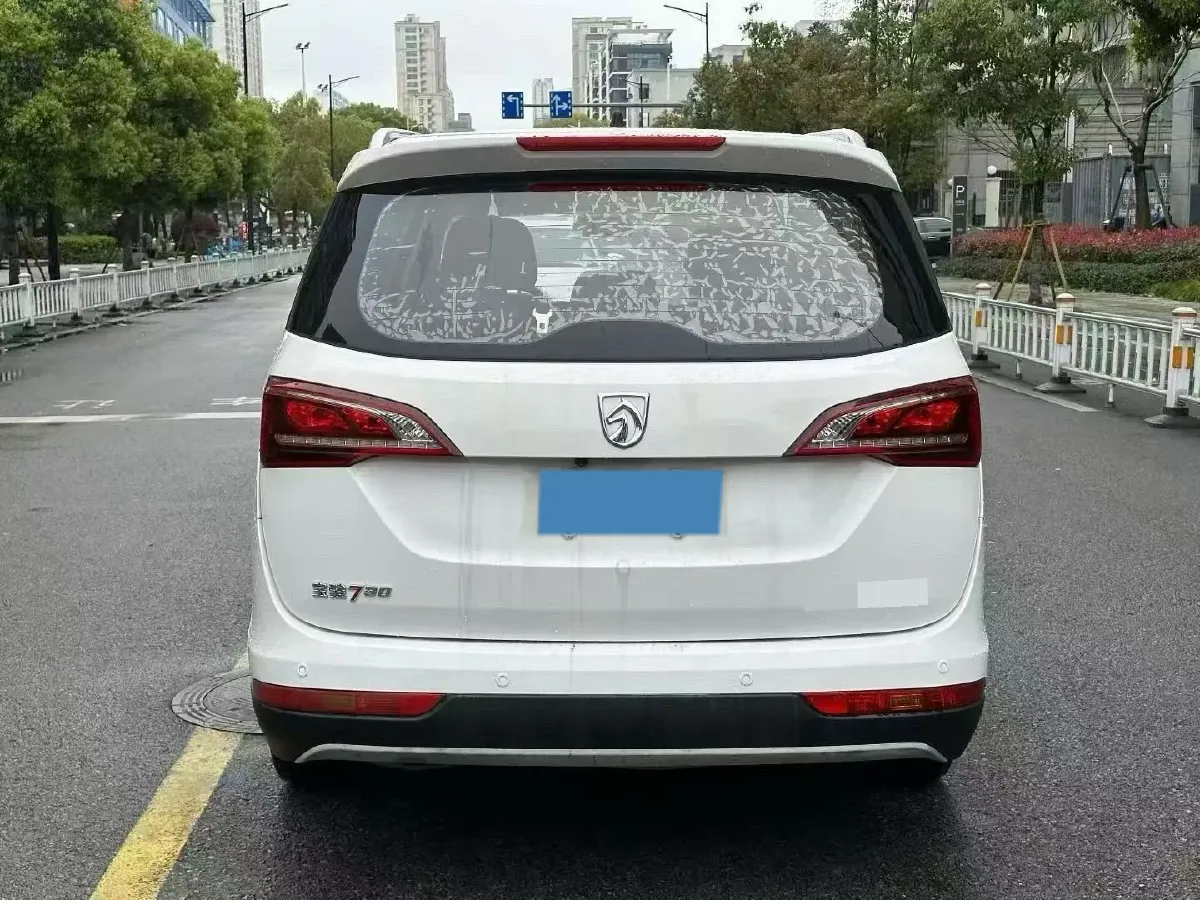 2019 BaoJun 730 1.5T 147HP L4 CVT,autocango,china used car exporter,china ev exporter,chinese used car exporter,chinese used ev exporter